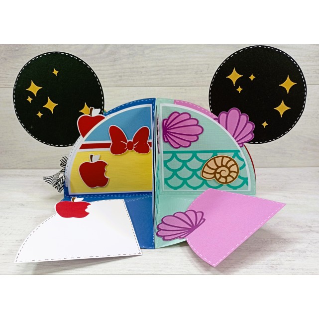 ÁLBUM SCRAP - "PRINCESAS DISNEY"...