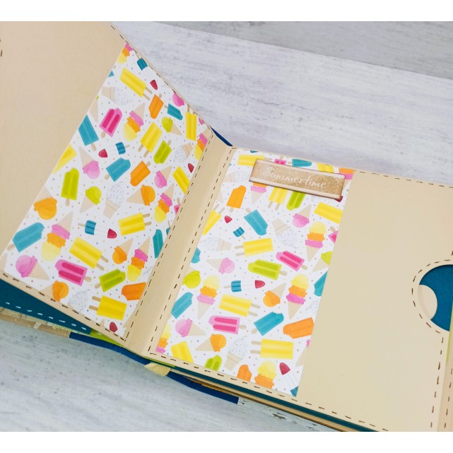 ÁLBUM SCRAP - "PINGÜINOS EN LA PLAYA"