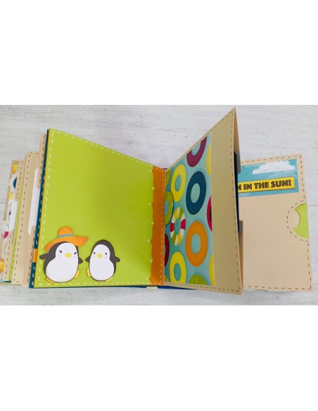 ÁLBUM SCRAP - "PINGÜINOS EN LA PLAYA"